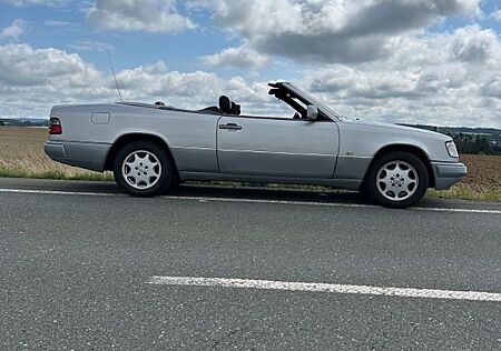 Mercedes-Benz CE 300 24V Cabrio