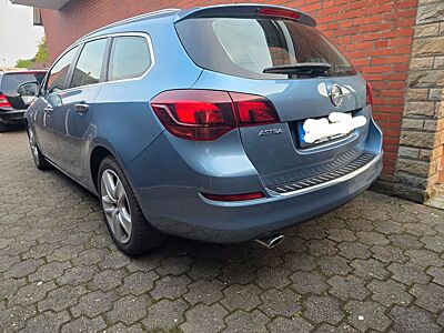 Opel Astra Sports Tourer 1.6 Turbo INNOVATION 132...
