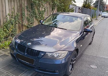 BMW 325i 3er E90 218PS Hifi-Ready