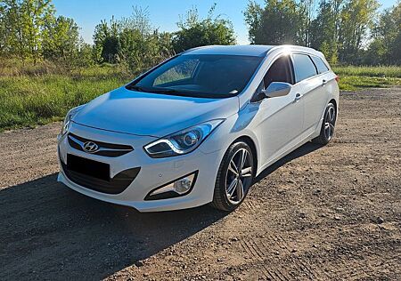 Hyundai i40 cw 1.6 GDI 5 Star Edition - TÜV 03/26
