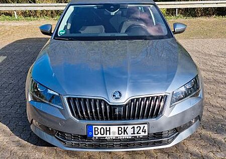 Skoda Superb 2.0 TDI SCR DSG Style Combi Style