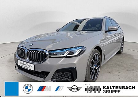 BMW 540d Touring xDrive M-Sportpaket PANO AHK HUD