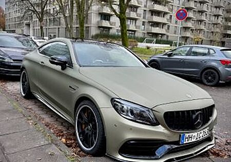 Mercedes-Benz C 63 AMG gebraucht kaufen Mercedes-Benz C 63 AMG Mercedes-AMG C 63 S AeroPerf. Keram.Carbon.Pano