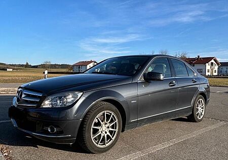Mercedes-Benz C 180 CGI AVANTG. Autom. Navi Teilleder AHK