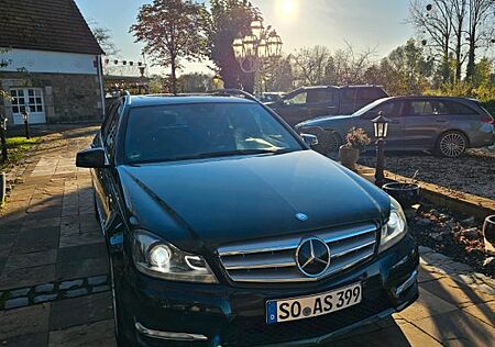 Mercedes-Benz C 350 T AMG SPORTPAKET