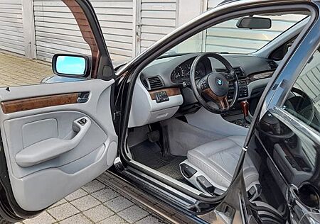 BMW 325i E46 touring