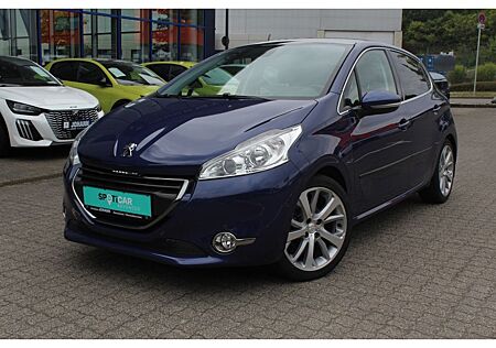 Peugeot 208 Allure 120 VTI 5türig *scheckheftgepflegt*