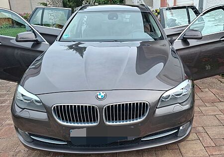 BMW 525d xDrive Touring - Tüv 08/2026 - EZ 2011