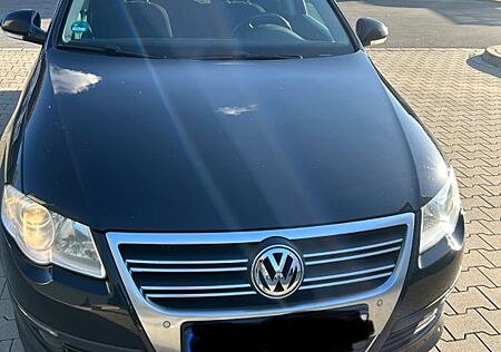 VW Passat Variant Volkswagen 2.0 TDI DPF DSG R-Line Editio...