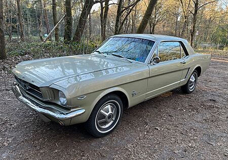 Ford Mustang V8 Coupe 1965