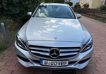 Mercedes-Benz C 180 T AVANTGARDE AVANTGARDE