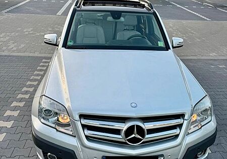 Mercedes-Benz GLK 220 CDI 4MATIC BlueEFFICIENCY voll ausgestat