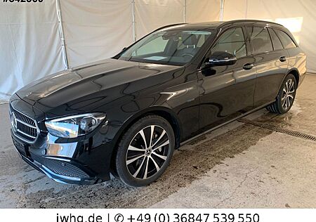 Mercedes-Benz E 300 de Avantg Multibeam Distronic+ Pano Night