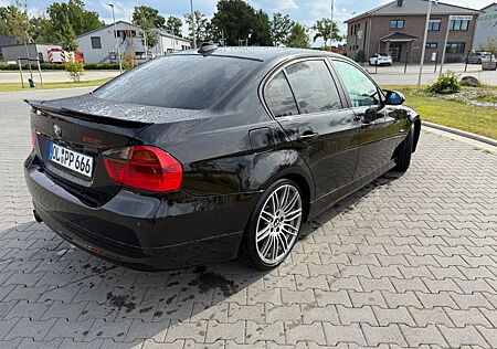 BMW 325i (neu) -