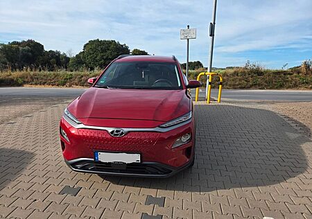 Hyundai Kona Elektro ELEKTRO 100kW -