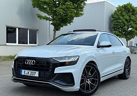 Audi Q8 55 TFSI quattro tiptronic S-Line