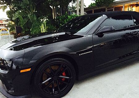 Chevrolet Camaro convertible ZL1