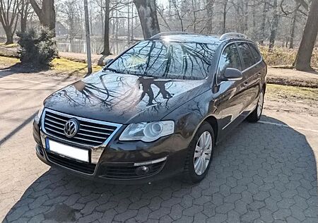 VW Passat Variant Volkswagen 2.0 TDI DPF BRAUN!