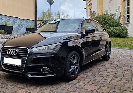 Audi A1 1.6 TDI Attraction Attraction