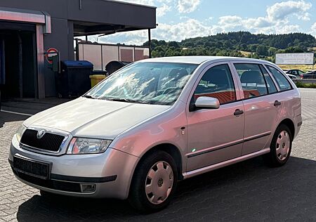 Skoda Fabia 1.4 Benzin Tüv