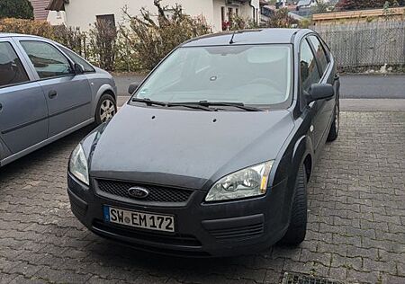 Ford Focus 1,6 Ti-VCT Fun Fun