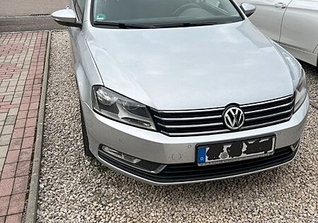 VW Passat Variant Volkswagen 2.0 TDI 4MOT Trendline BMT Va...