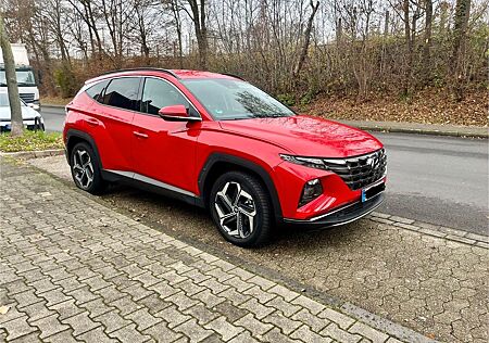 Hyundai Tucson 1.6 T-GDI Plug-in Hybrid 4WD Auto -