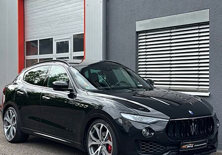 Maserati Levante Diesel 3.0 V6 202kW 4x4/1.HAND/PANO/