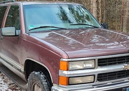 Chevrolet Tahoe 5.7 -