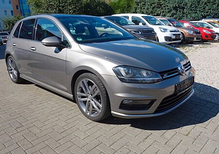 VW Golf Volkswagen VII Lim. 1.4 TSI R-Line BMT NAVI/WR/DAB/BT