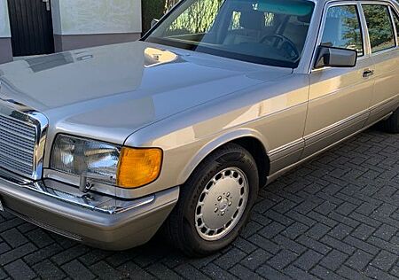 Mercedes-Benz 560