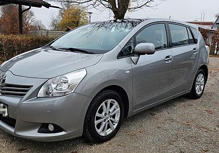 Toyota Verso 2.0l D-4D -