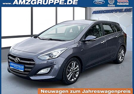 Hyundai i30 1.6CRDi DCT Premium Navi+Bi-Xenon+Tempomat+P