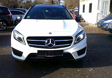 Mercedes-Benz GLA 220 GLA -Klasse 220 CDI 4Matic AMG Pano Navi Kam