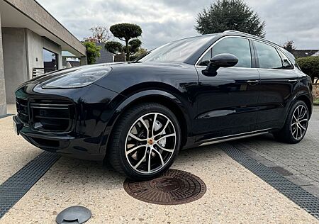 Porsche Cayenne Turbo Matrix AHK Head-Up Winterr