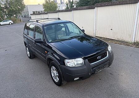 Ford Maverick 2.0i 16V 4x4Klima Leder Anhängerkupplun
