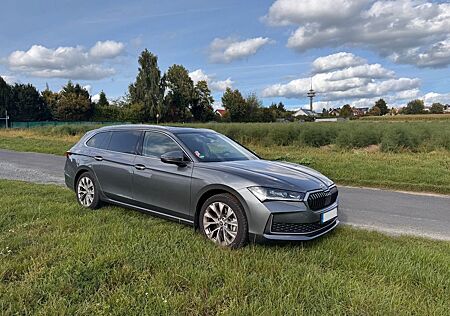 Skoda Superb GARANTIE 2.0 TDI 142kW DSG 4x4 AHK STANDH