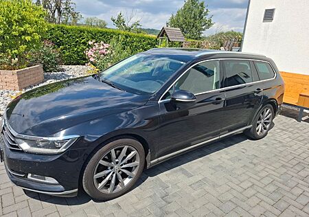VW Passat Variant Volkswagen 2.0 TDI DSG Highline Variant ...