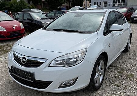 Opel Astra J Lim. 5-trg. 150 Jahre
