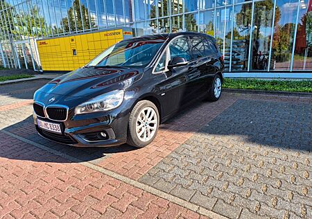 BMW 2er 220 Gran Tourer 220d xDrive Steptronic Sport...