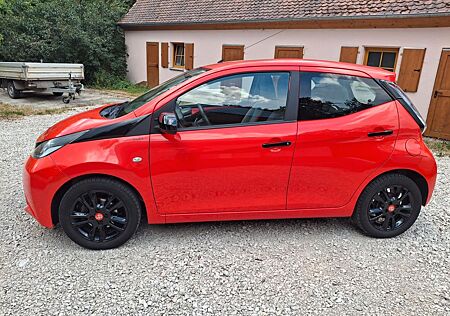 Toyota Aygo (X) Aygo -cite 1. Hand, Klima Service + HU neu