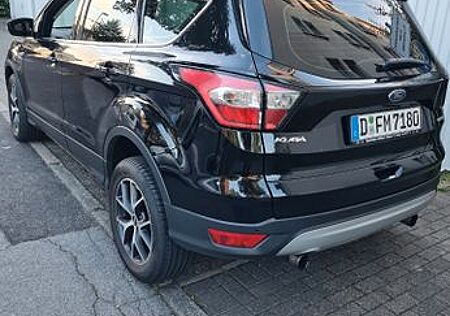 Ford Kuga 1,5 EcoBoost Trend Alu, PDC