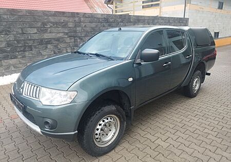 Mitsubishi L200 2,5 DK DI, Work Edition