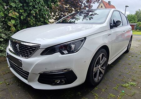 Peugeot 308 GT-Line 1.2 AT8 2019 mit nur 45.500 km