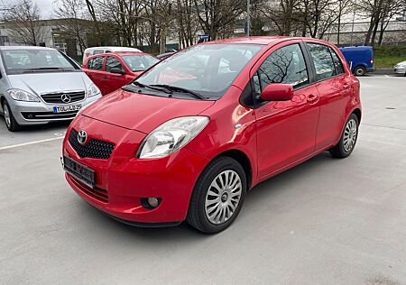 Toyota Yaris 01708044052 Klima Euro 4 Guter Zustand PDC