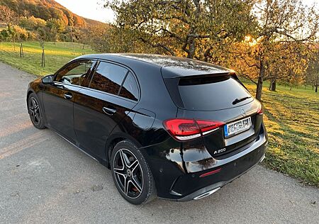 Mercedes-Benz A 200 - AMG Line Limousine