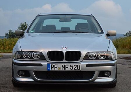 BMW 520i e39