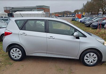 Toyota Verso-S 1,3 Cool Klima El.fenster ZV+FB Euro-5