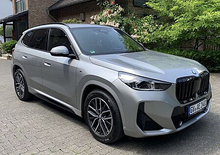 BMW X1 xDrive23d M-Sport Paket Kamera LED