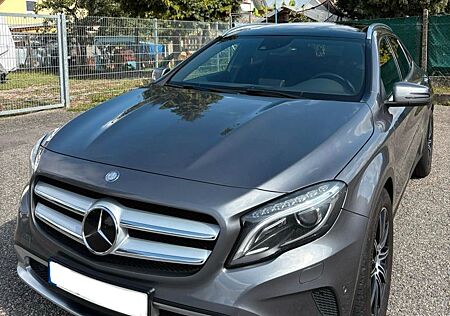 Mercedes-Benz GLA 220 CDI